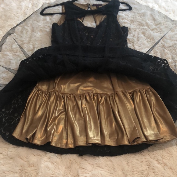 Material Girl - Black Lace Dress - Picture 7 of 10